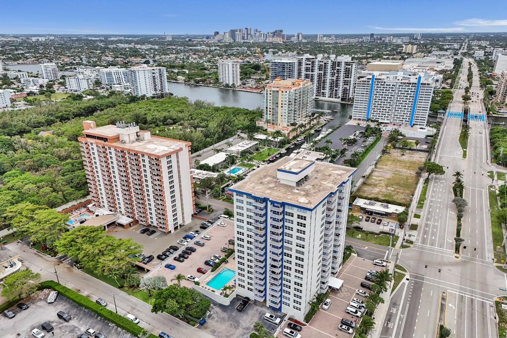 3000 E Sunrise Boulevard - Photo 11