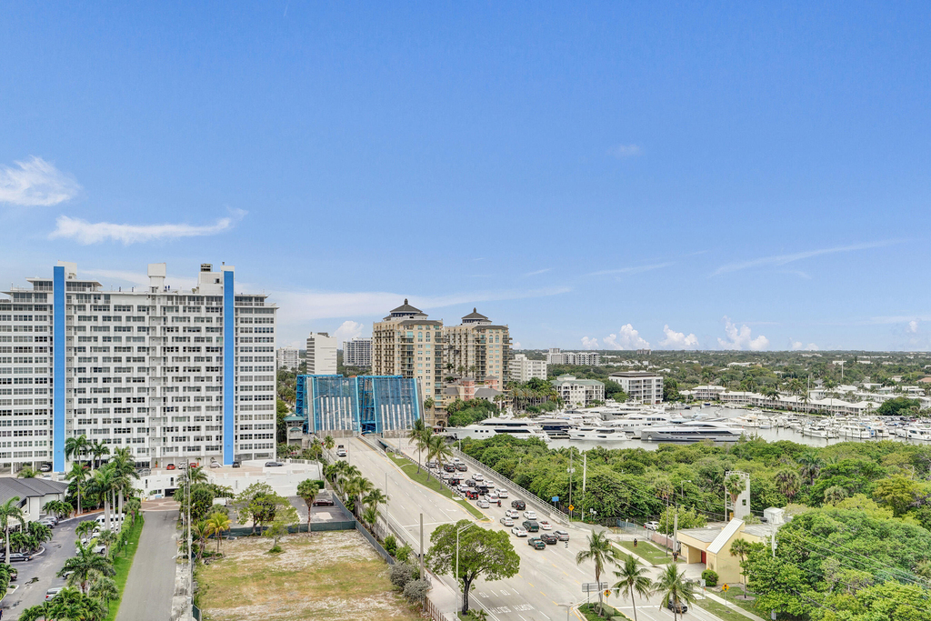 3000 E Sunrise Boulevard - Photo 52