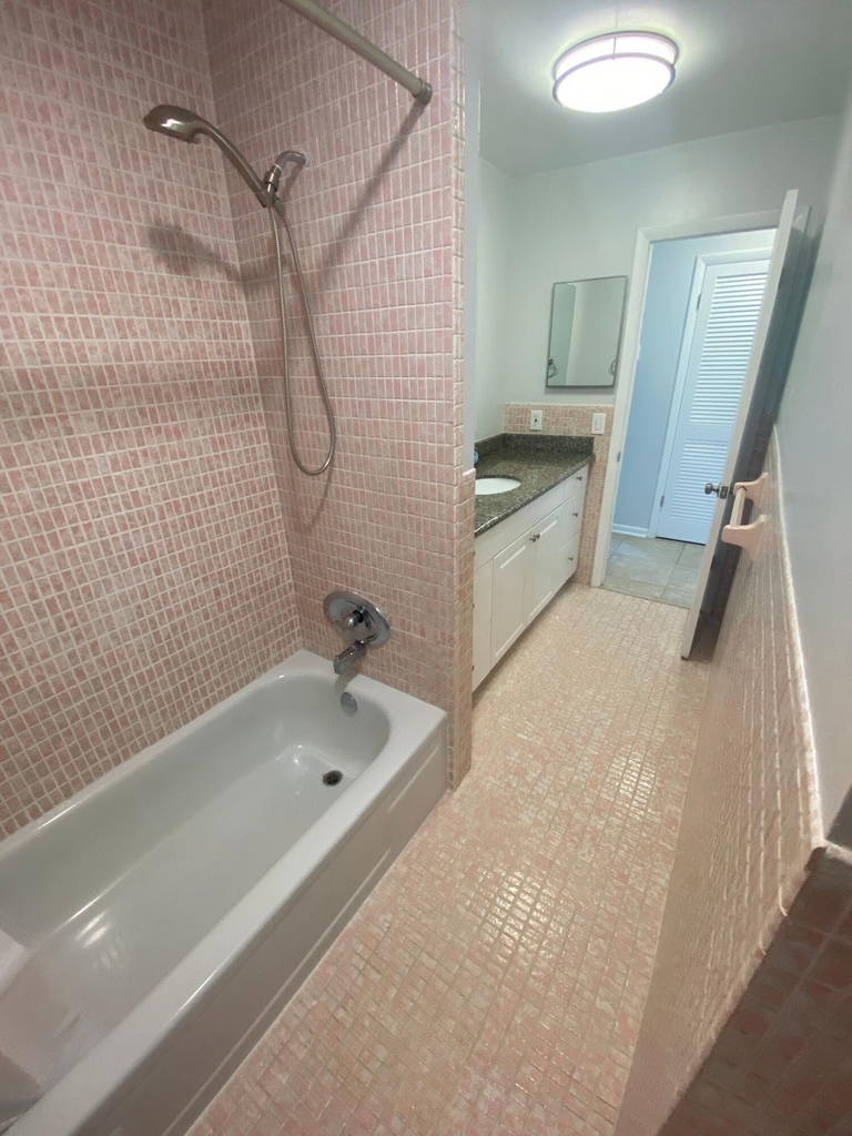 1317 Willow Road - Photo 16