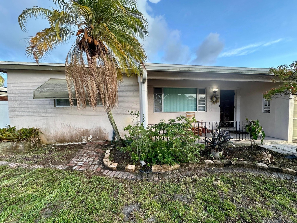 7000 Sw 11th Street - Photo 1