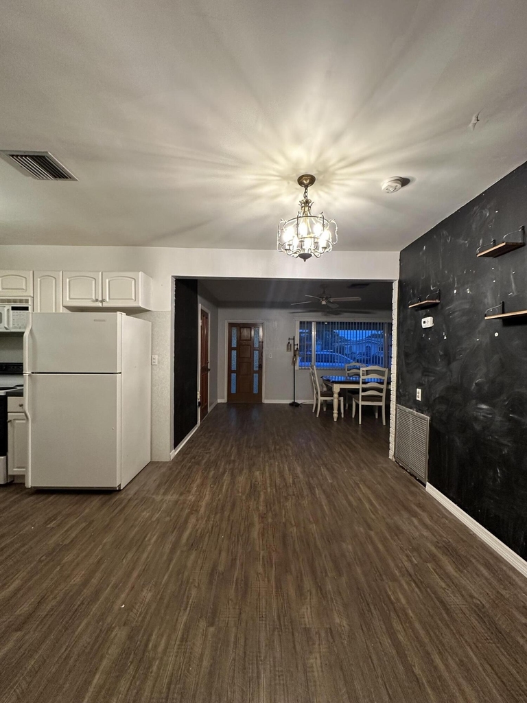 7000 Sw 11th Street - Photo 10