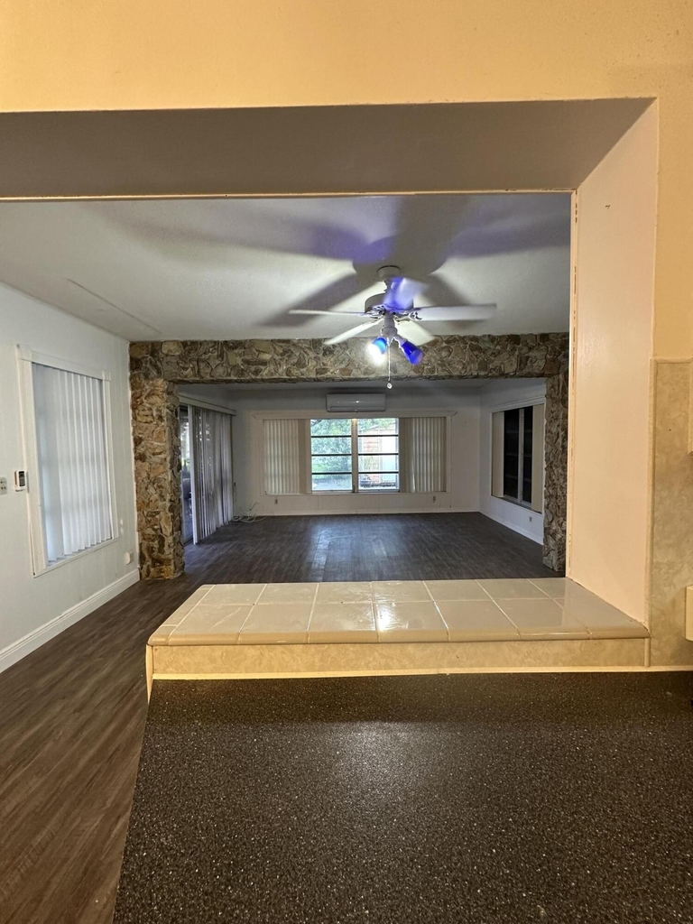 7000 Sw 11th Street - Photo 12