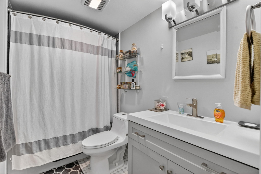 1050 Nw 13th Street - Photo 20