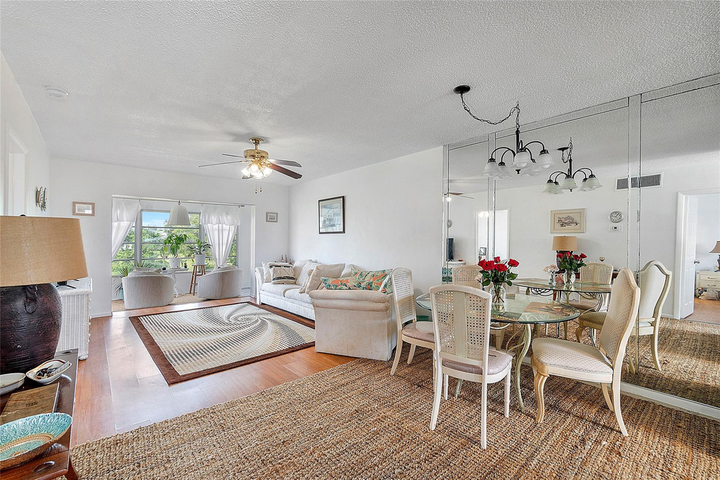 201 S Golf Boulevard - Photo 4