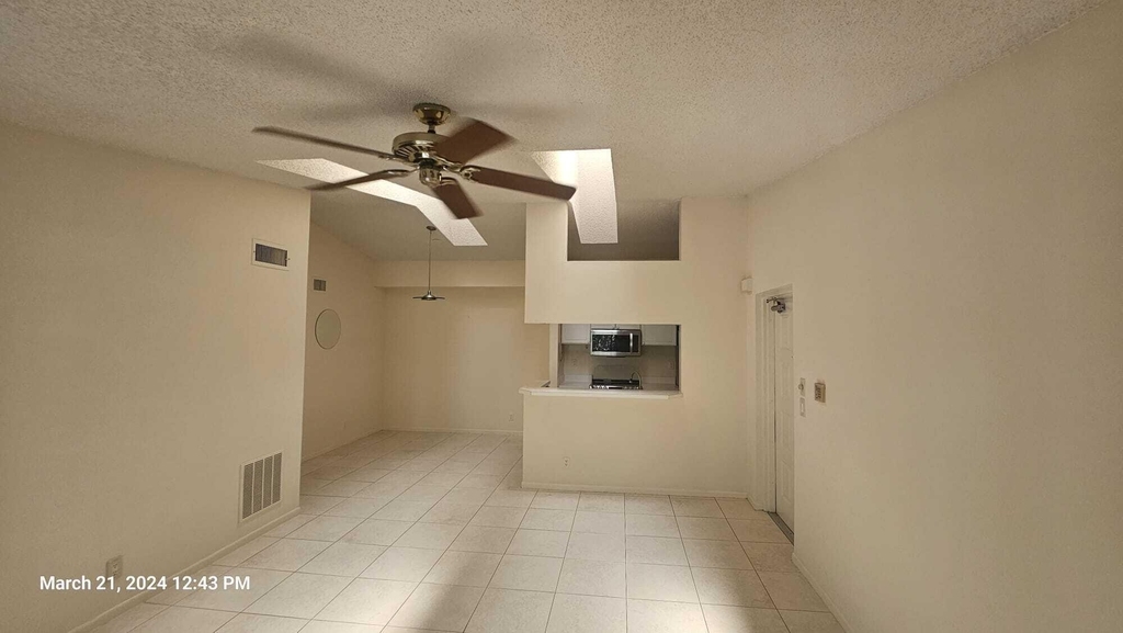 2500 Se Anchorage Cove - Photo 3