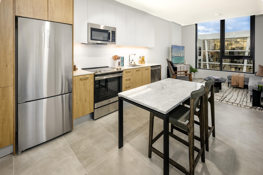 286 Nw 29th Street - Photo 16