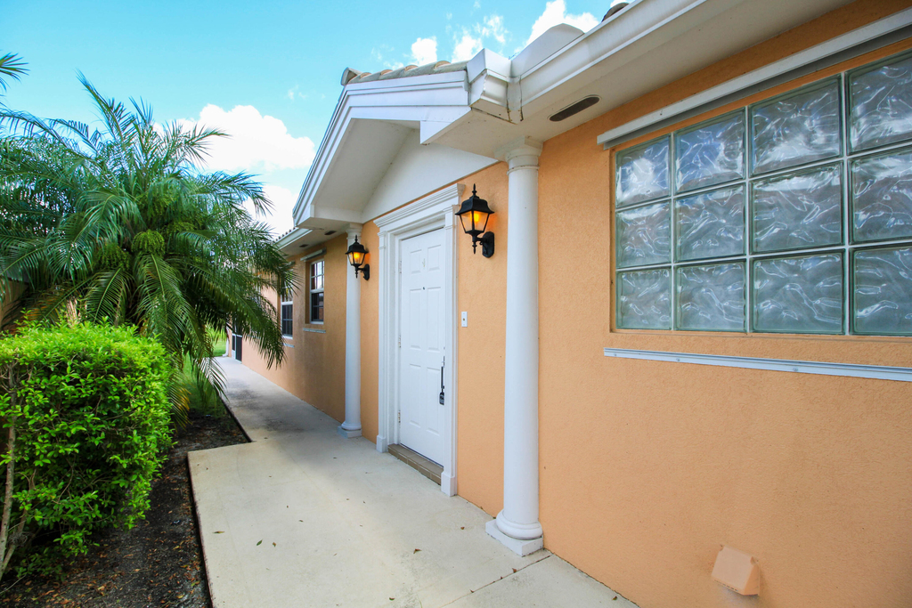 10882 Sw Dardanelle Drive - Photo 3