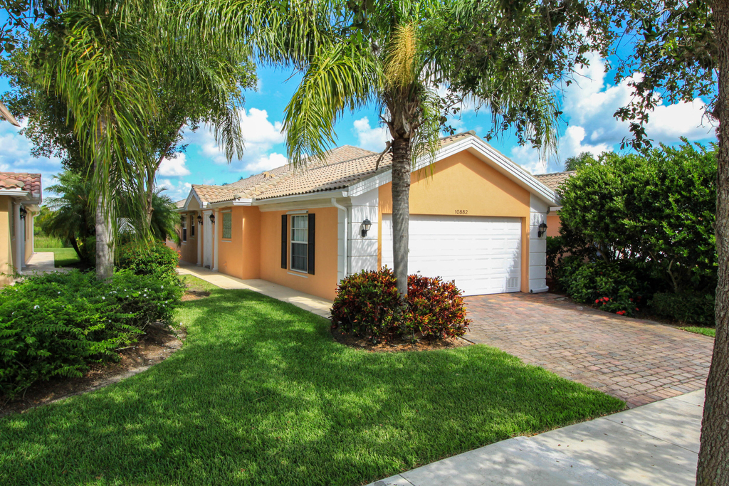10882 Sw Dardanelle Drive - Photo 1