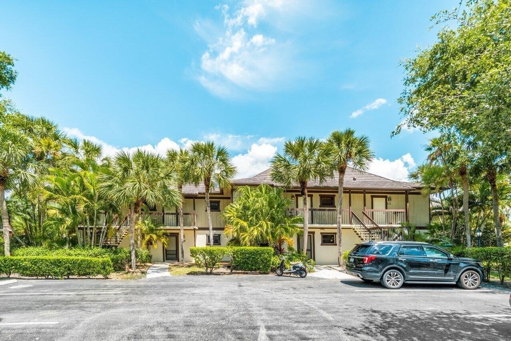 13334 Polo Club Road - Photo 27