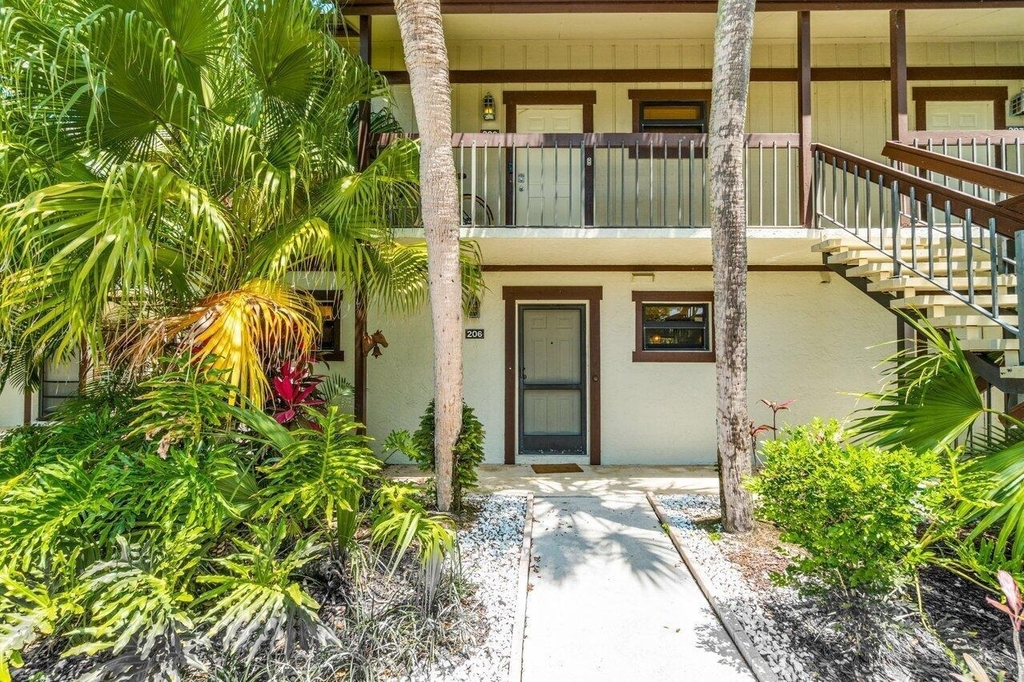 13334 Polo Club Road - Photo 17