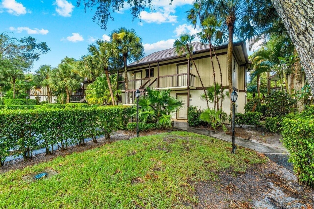 13334 Polo Club Road - Photo 17