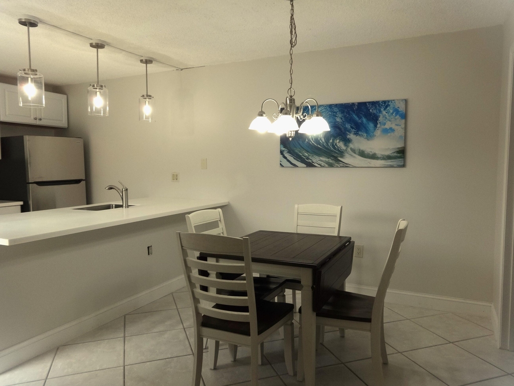2914 29th Court - Photo 4