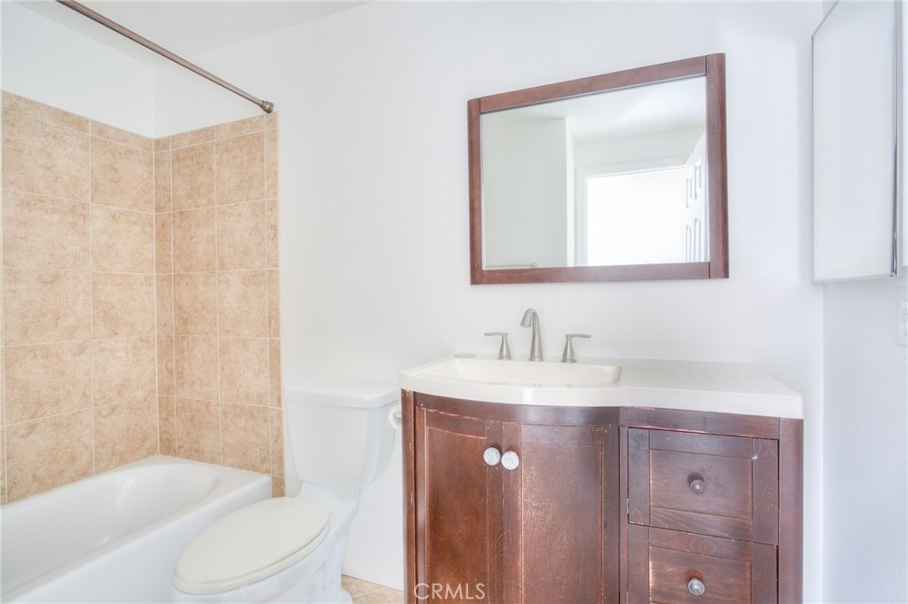 6153 Orvieto Court - Photo 33