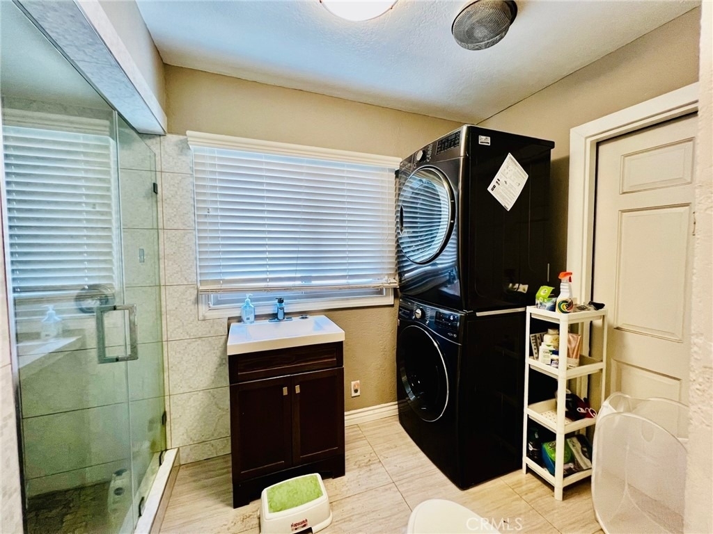 913 W 21st - Photo 21