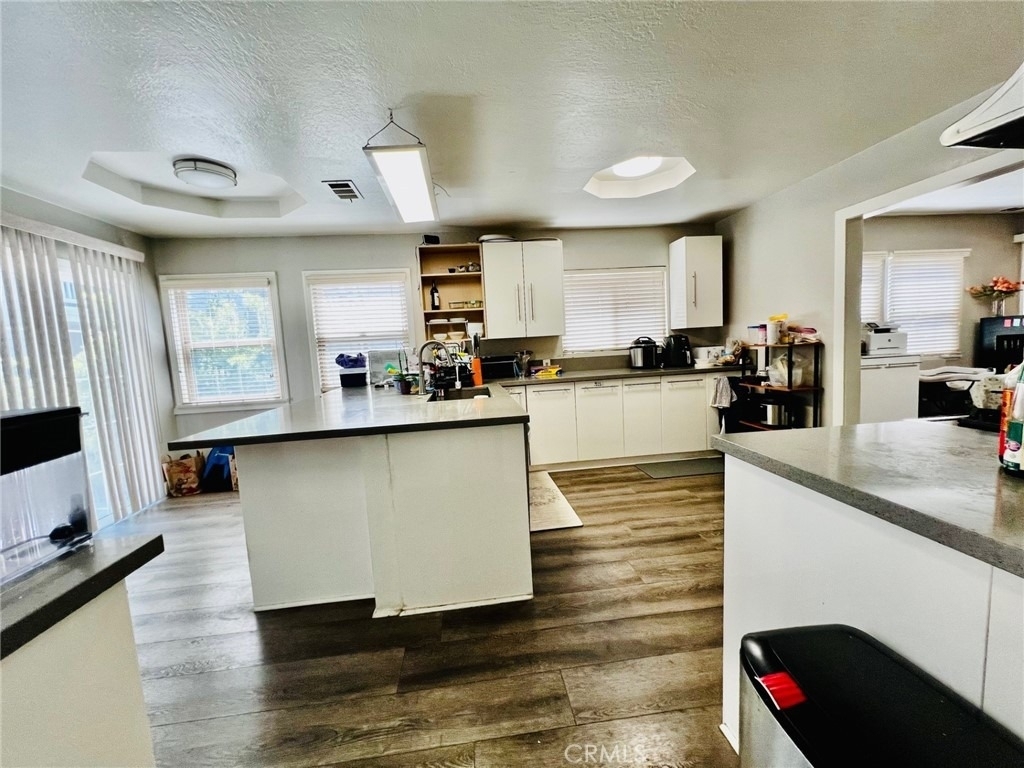 913 W 21st - Photo 17