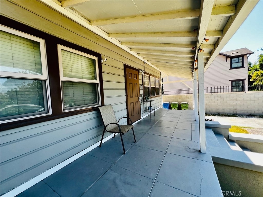913 W 21st - Photo 7