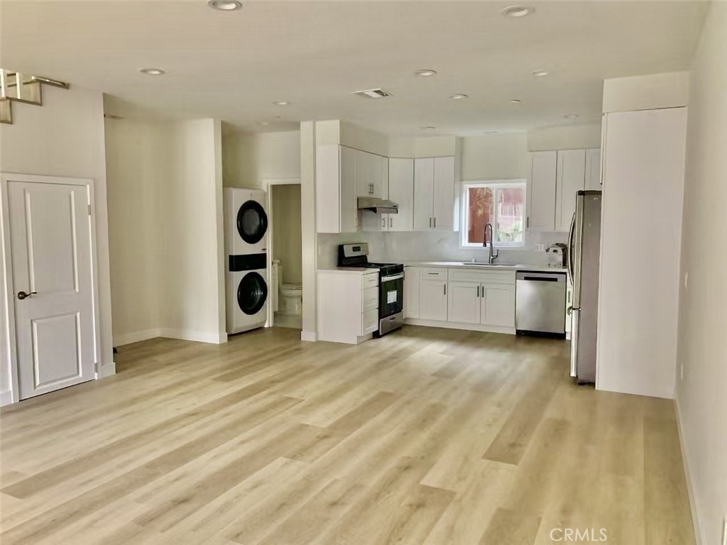 913 W 21st - Photo 36