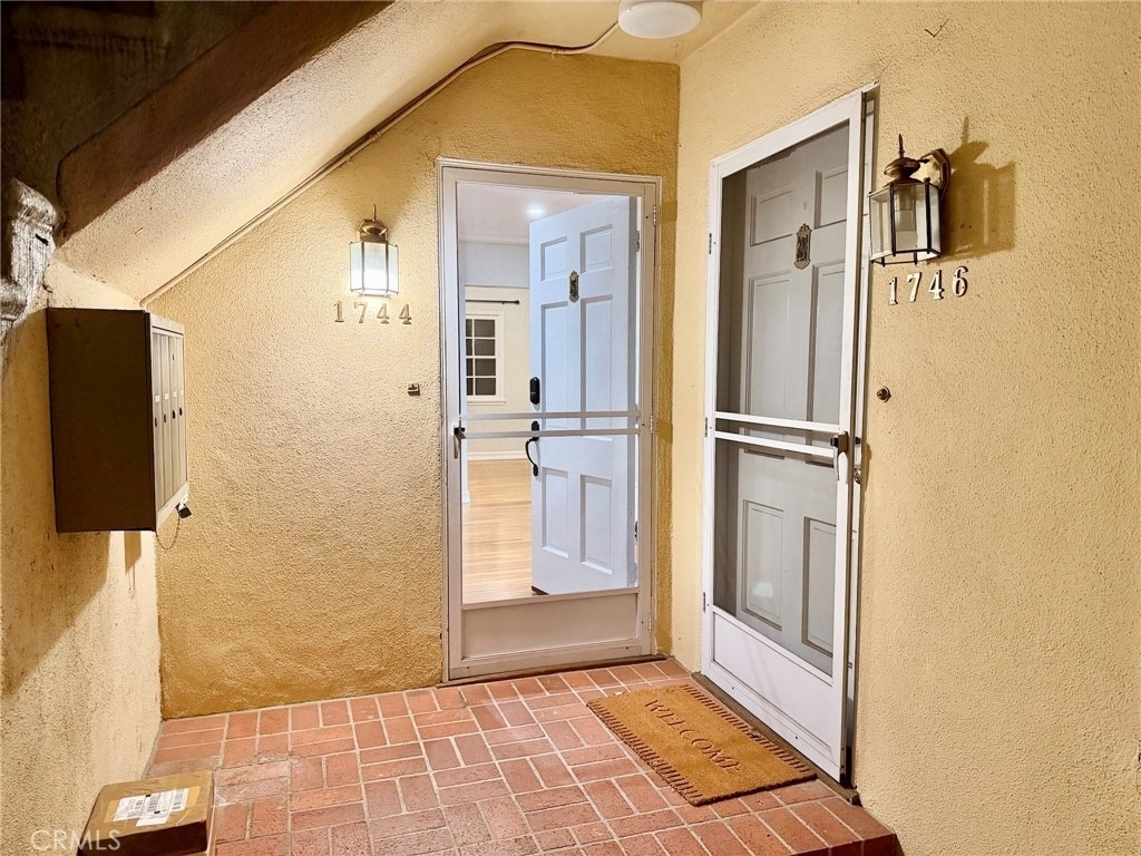 1744 Huntington Drive - Photo 47