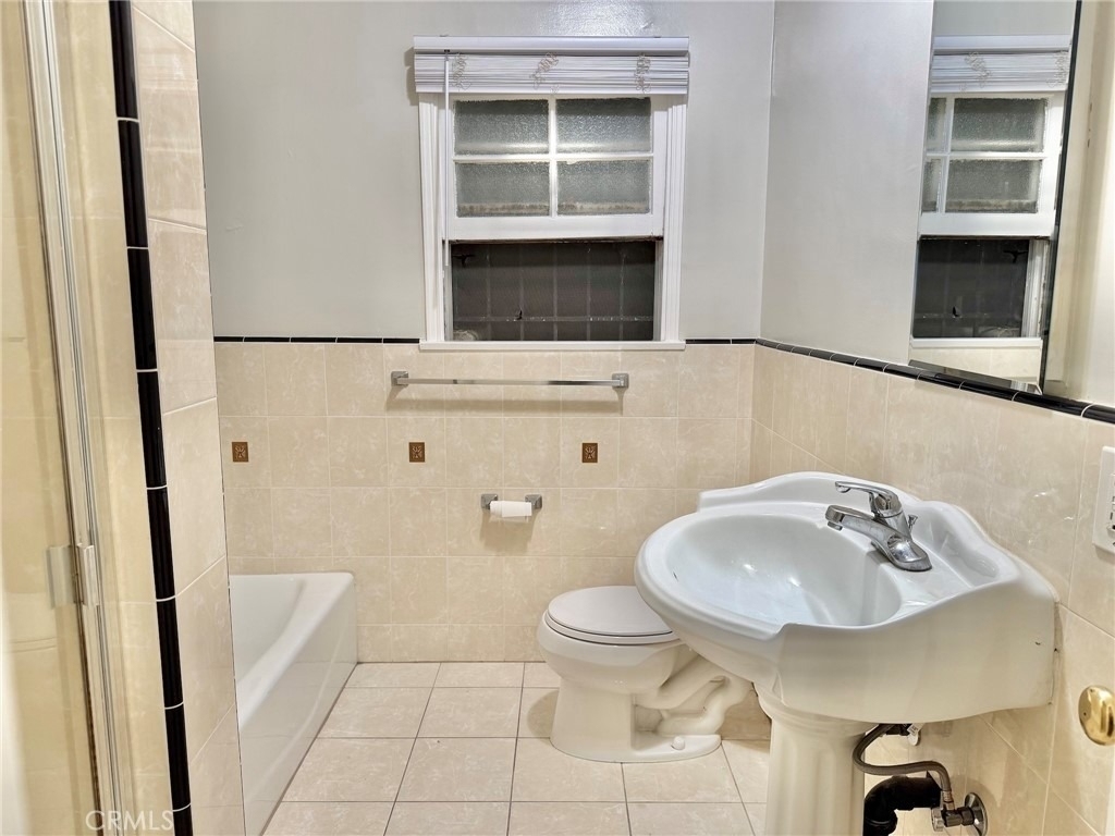 1744 Huntington Drive - Photo 42