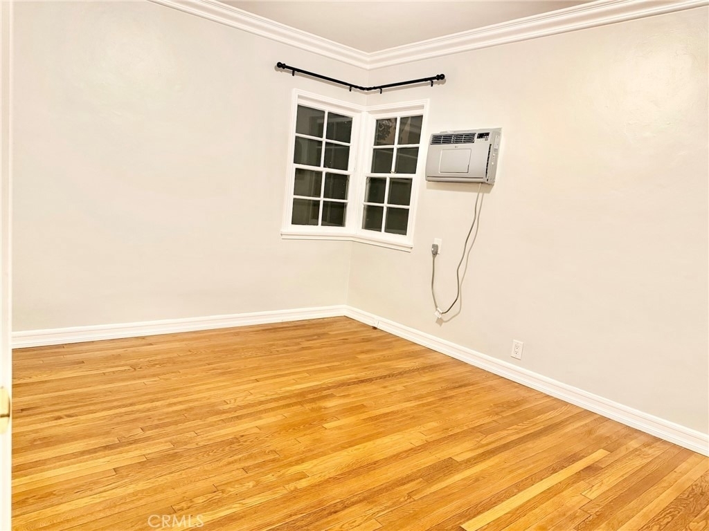 1744 Huntington Drive - Photo 33