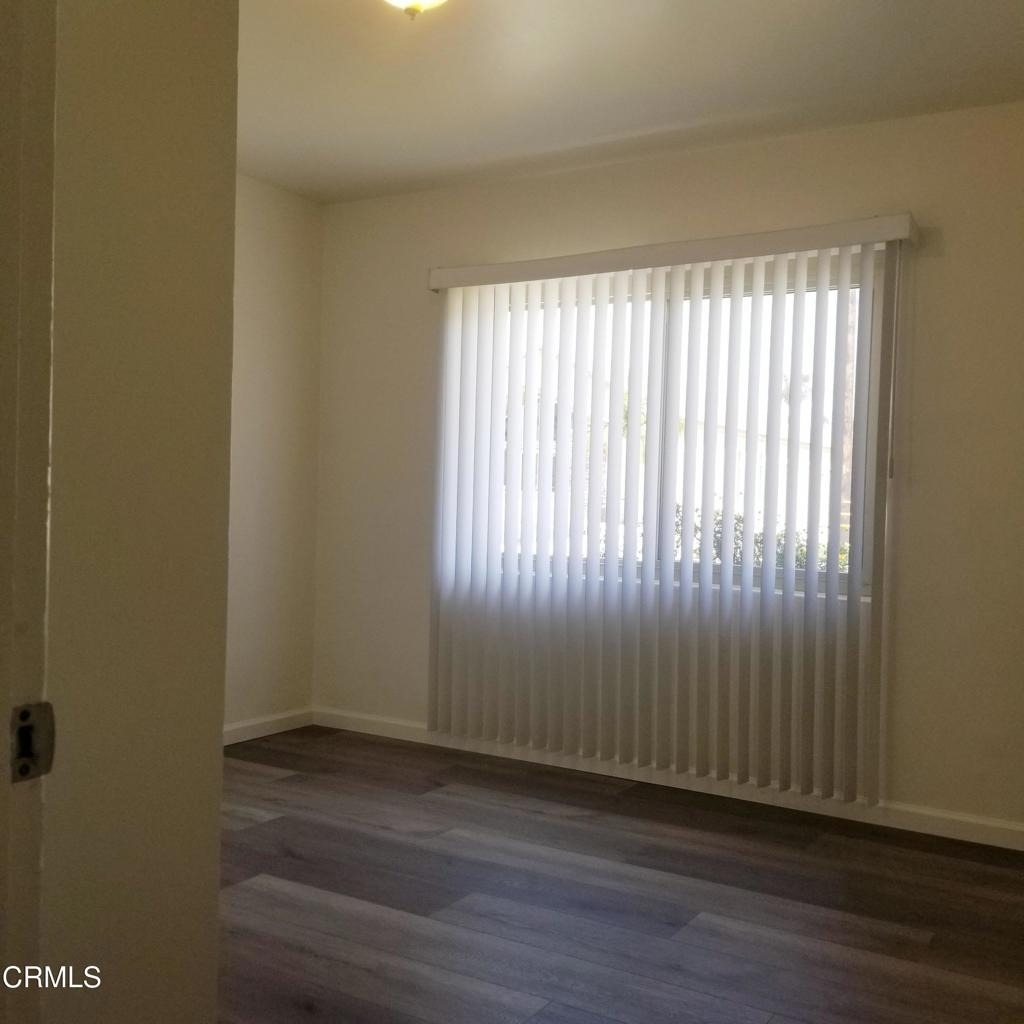 140 E Pearl Street - Photo 9