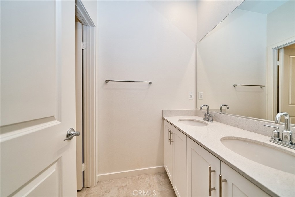 2622 E Embry Lane - Photo 8