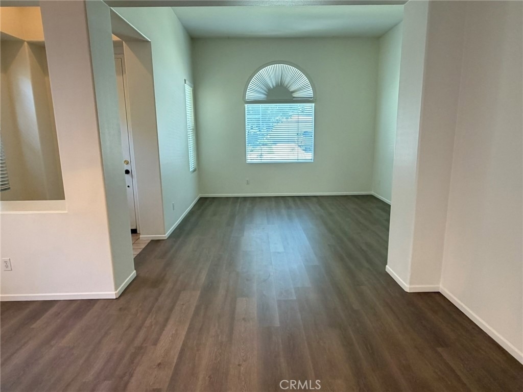 36168 Leeds Street - Photo 6