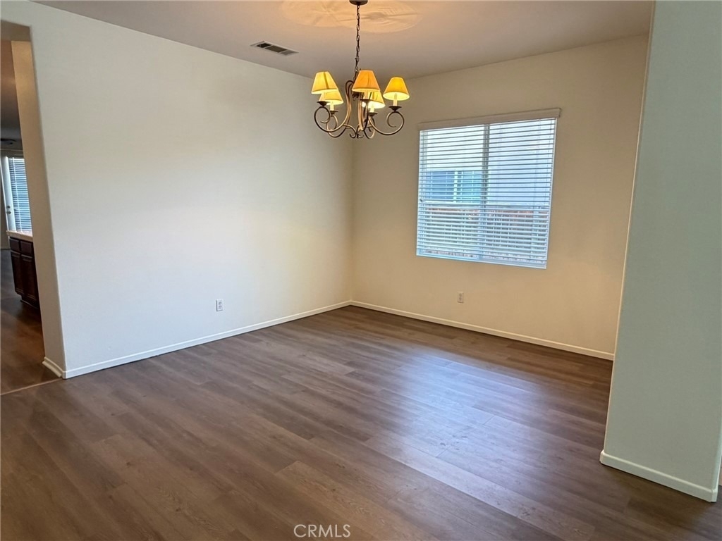 36168 Leeds Street - Photo 17