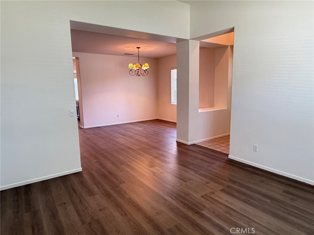 36168 Leeds Street - Photo 8