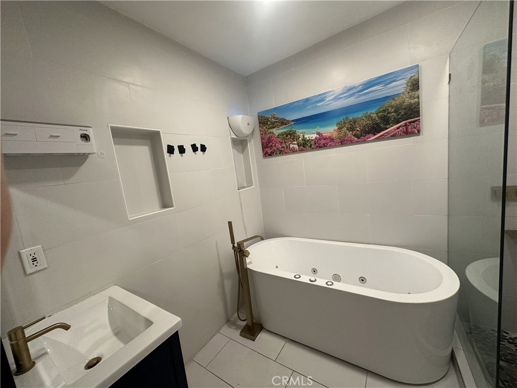 5500 Lindley - Photo 4