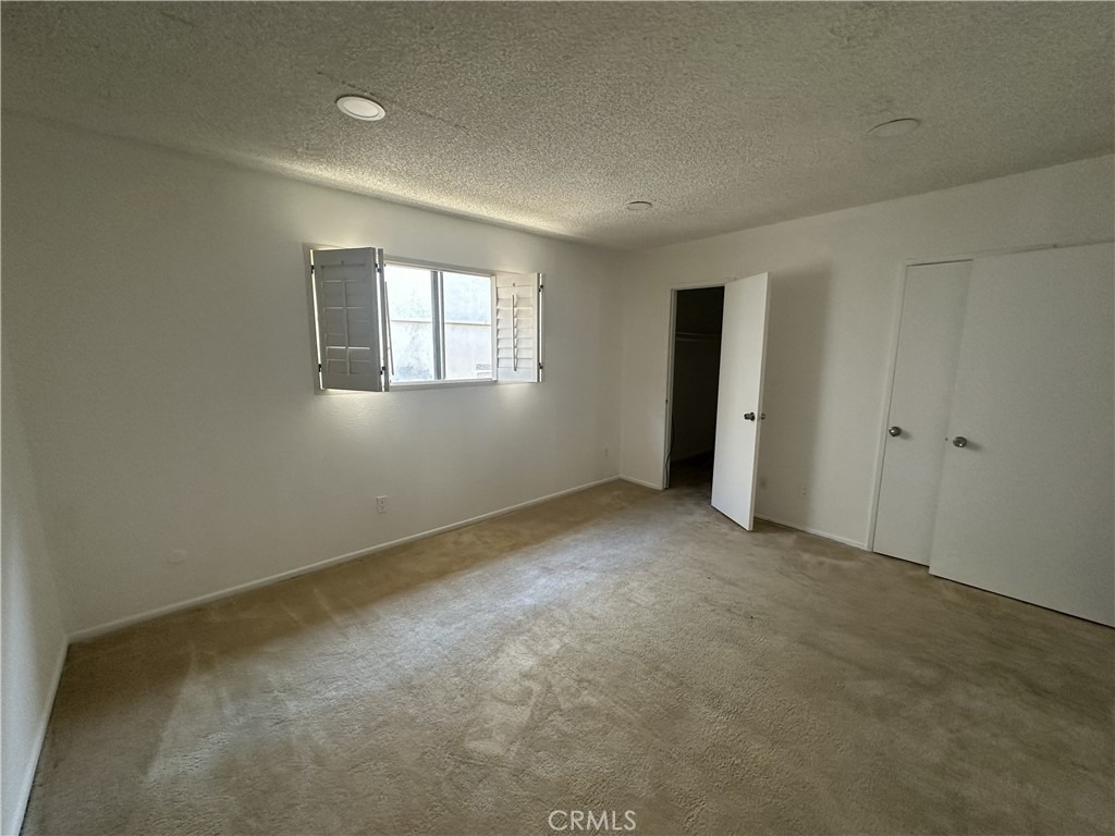5500 Lindley - Photo 6