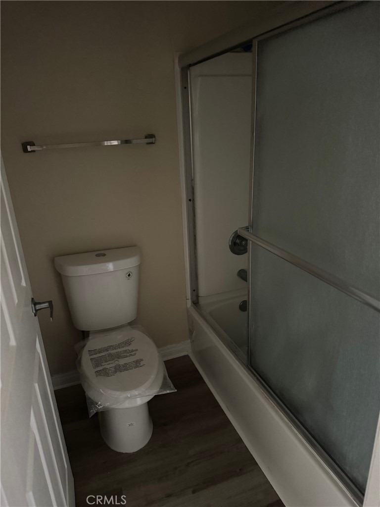 21550 Burbank Boulevard - Photo 9