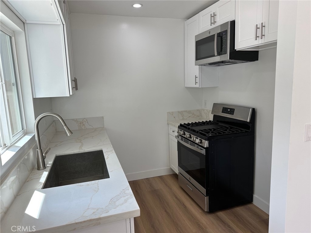 619 S Brand Boulevard - Photo 8