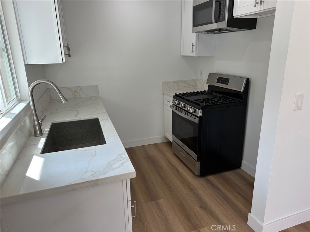 619 S Brand Boulevard - Photo 7