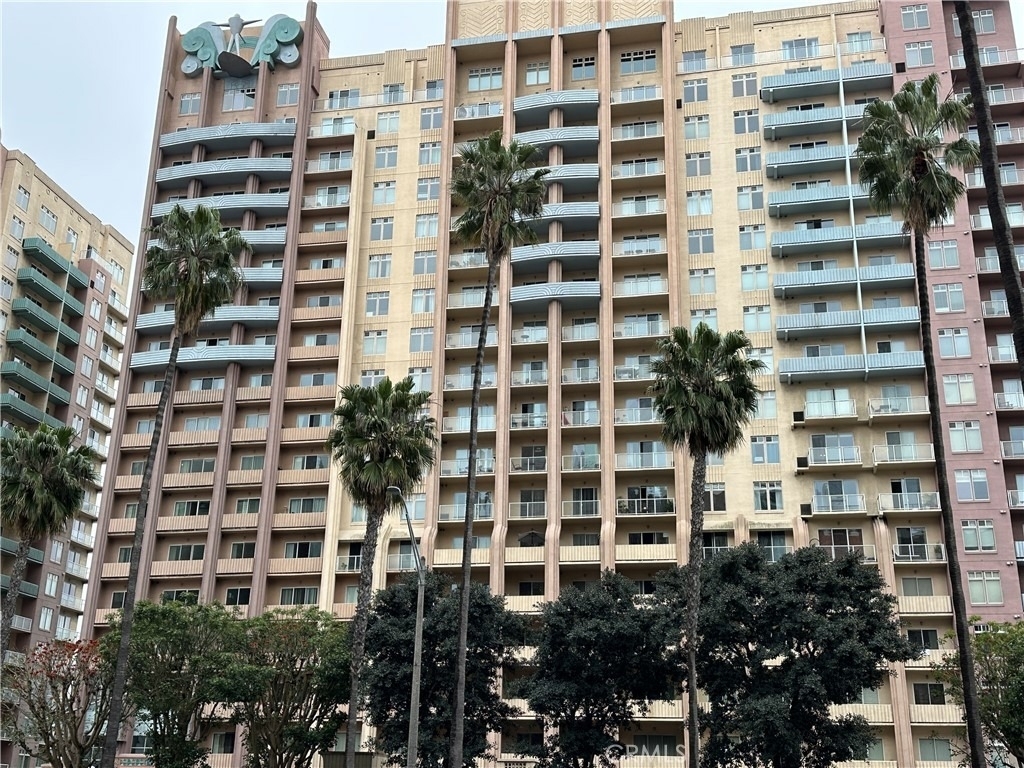 388 E Ocean Boulevard - Photo 0