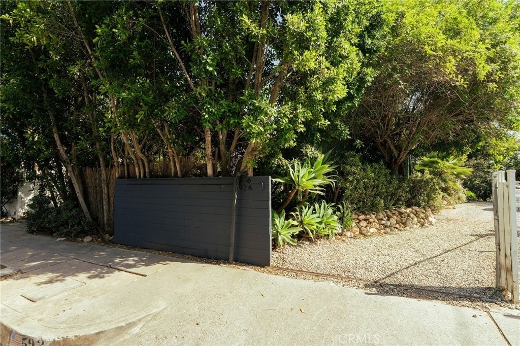 5924 Hayes Avenue - Photo 35