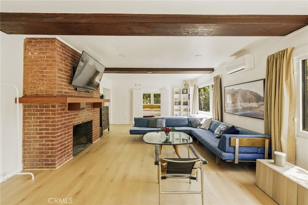 5924 Hayes Avenue - Photo 2