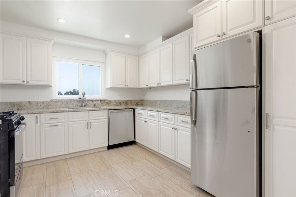 459 Landfair Avenue - Photo 8
