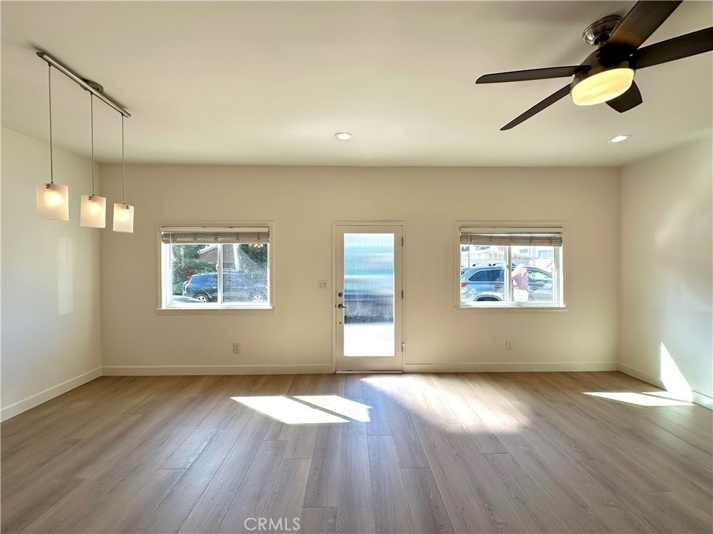 453 29th Street - Photo 8