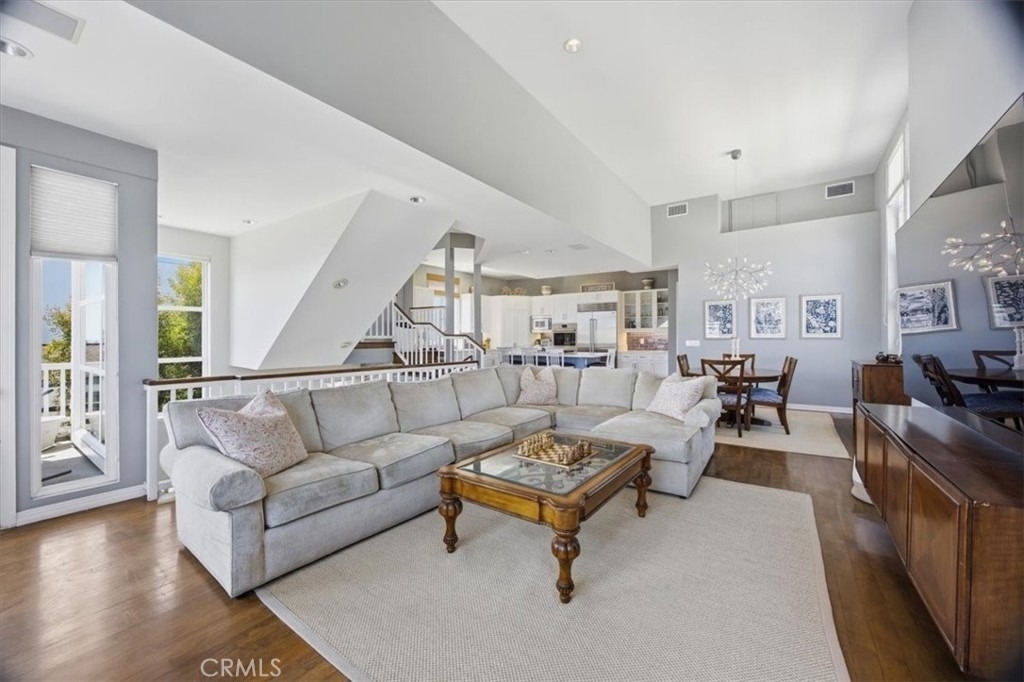 125 4th Street - Photo 3