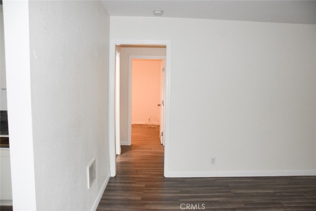 411 Kroeger St - Photo 6