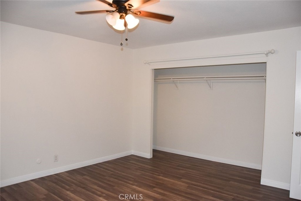 411 Kroeger St - Photo 11