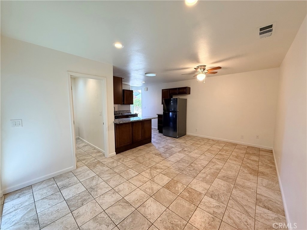 145 Park - Photo 4