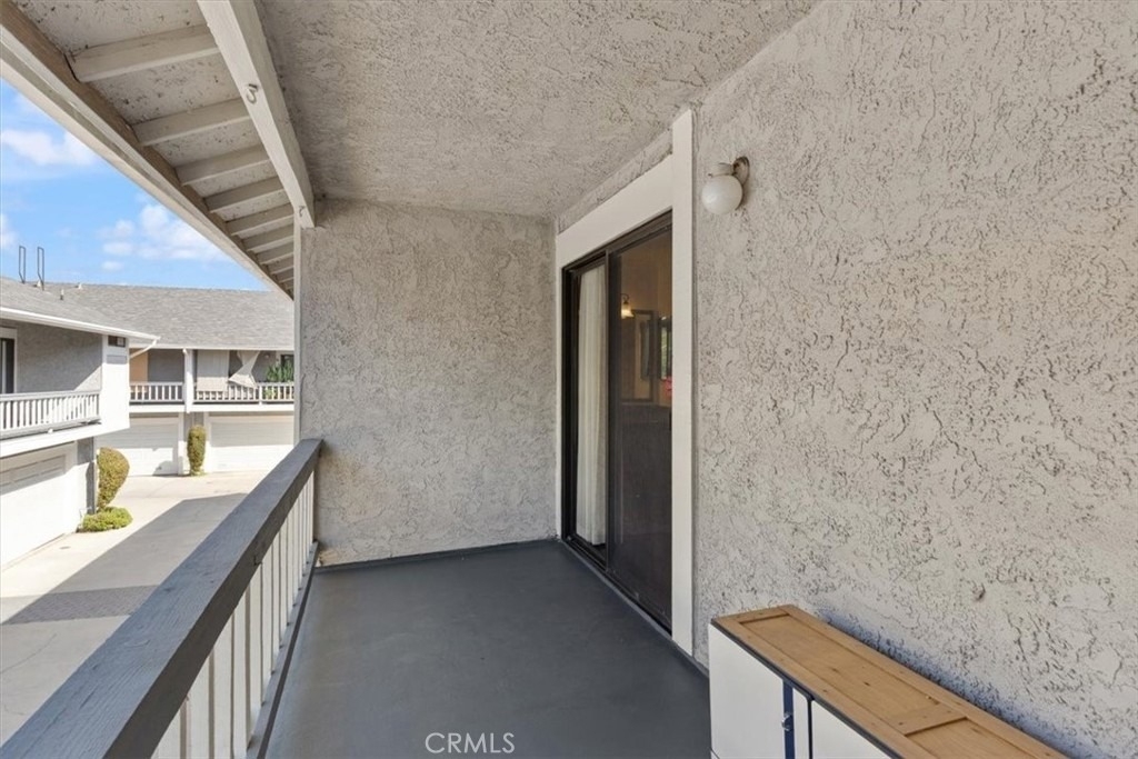 1001 N Monterey - Photo 18