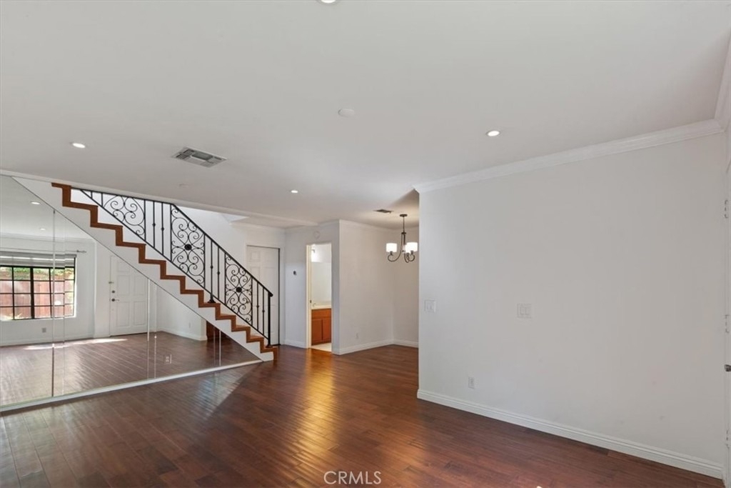 1001 N Monterey - Photo 4