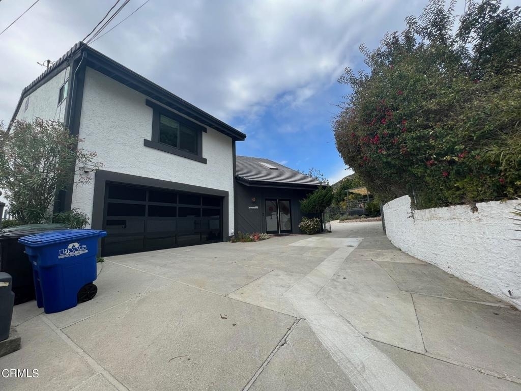 1609 Woodglen Lane - Photo 1