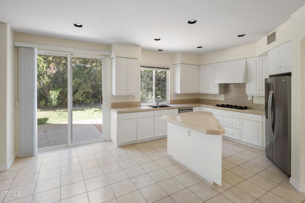 721 Owen Court - Photo 7