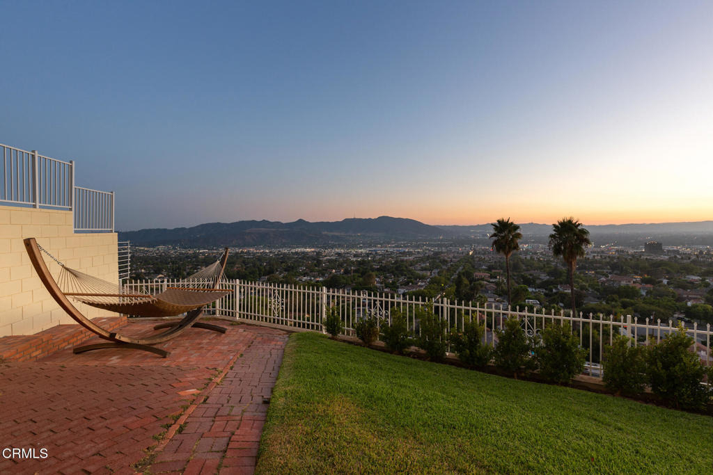 1234 E Tujunga Avenue - Photo 64