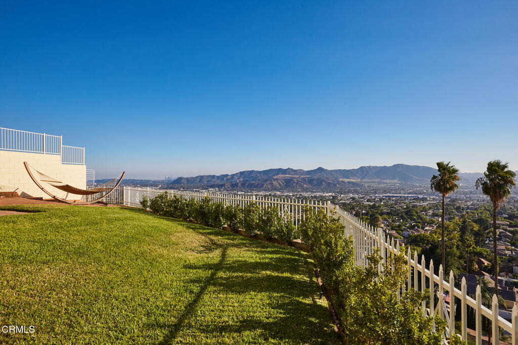 1234 E Tujunga Avenue - Photo 54