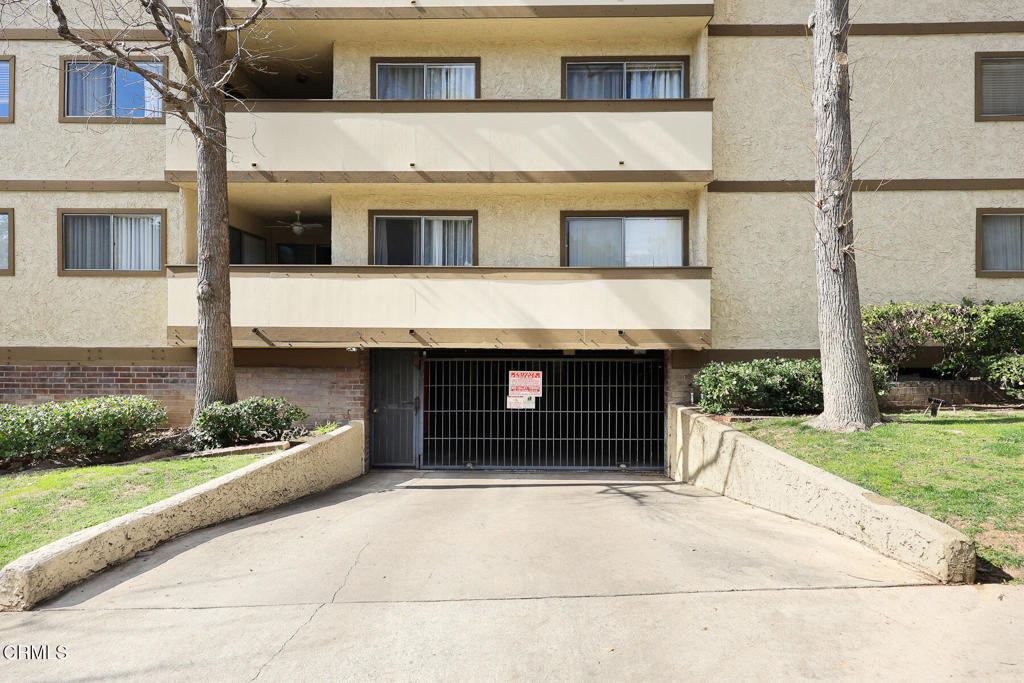 1339 N Columbus Avenue - Photo 21
